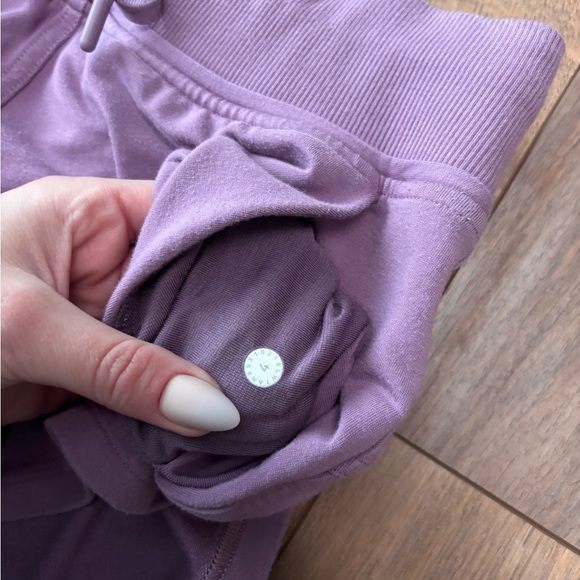 Lululemon Shorts - Picture 4 of 5